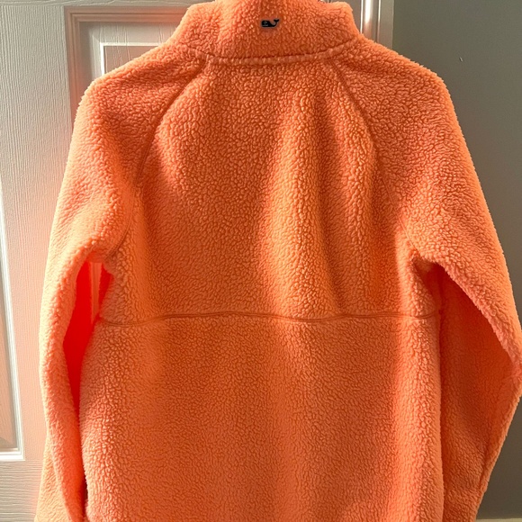 Vineyard vines fuzzy pullover, size small - Picture 2 of 2